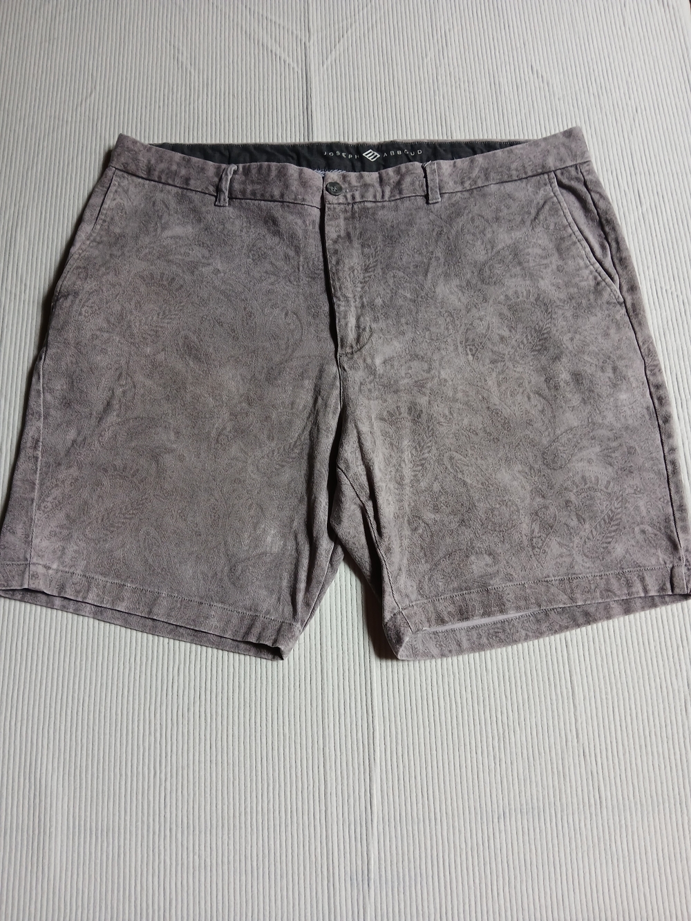Joseph Abboud Men's Shorts Size 42 Gray / Pink Paisley Cotton Casual